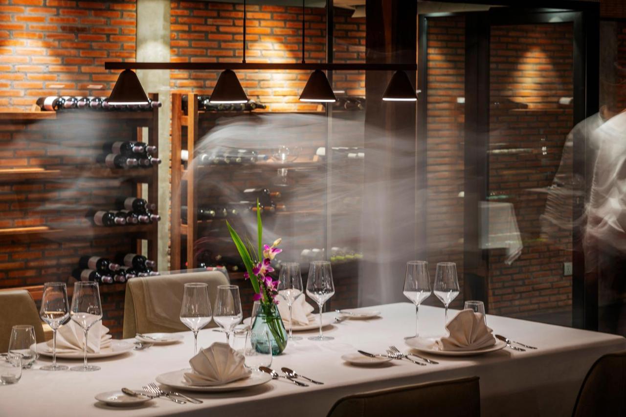 Farmhouse Resort & Spa Sameakki Mean Chey Bagian luar foto