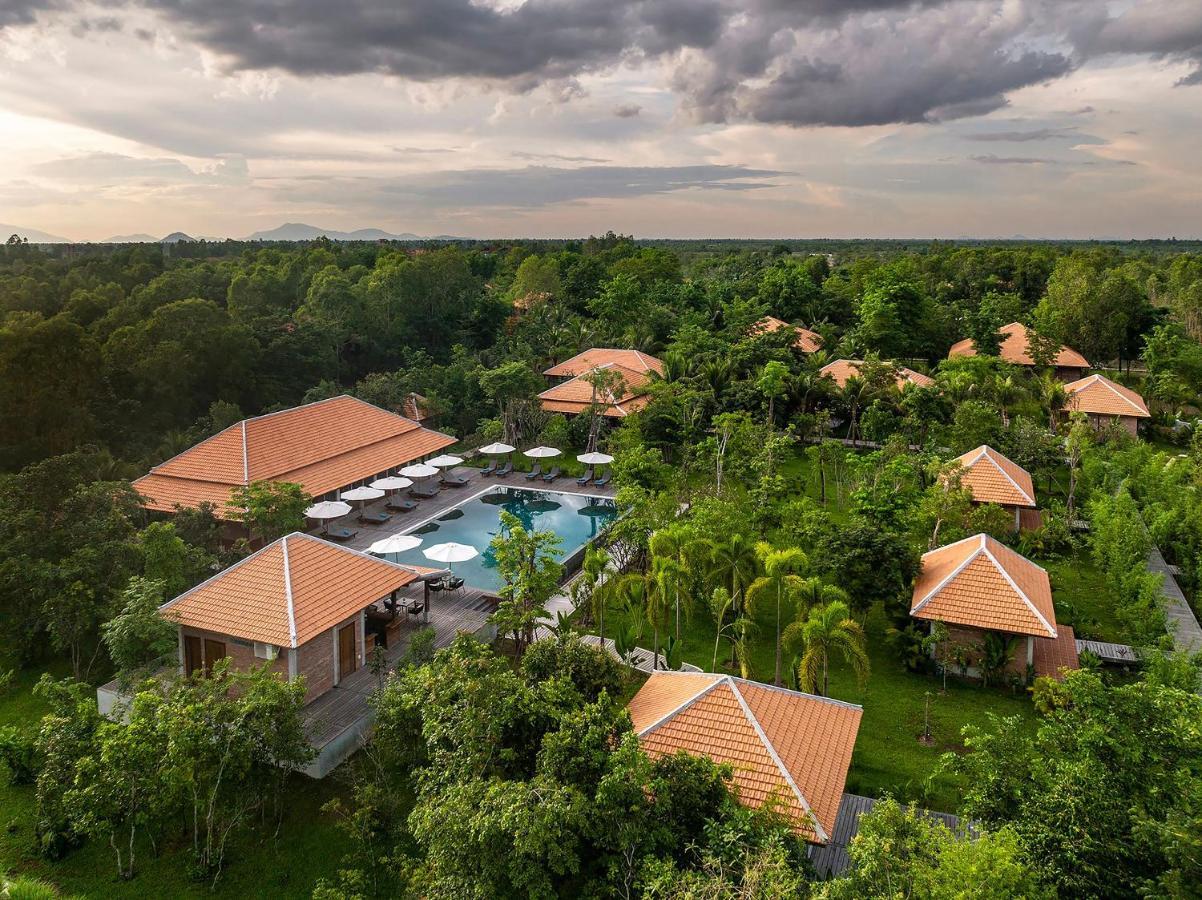 Farmhouse Resort & Spa Sameakki Mean Chey Bagian luar foto