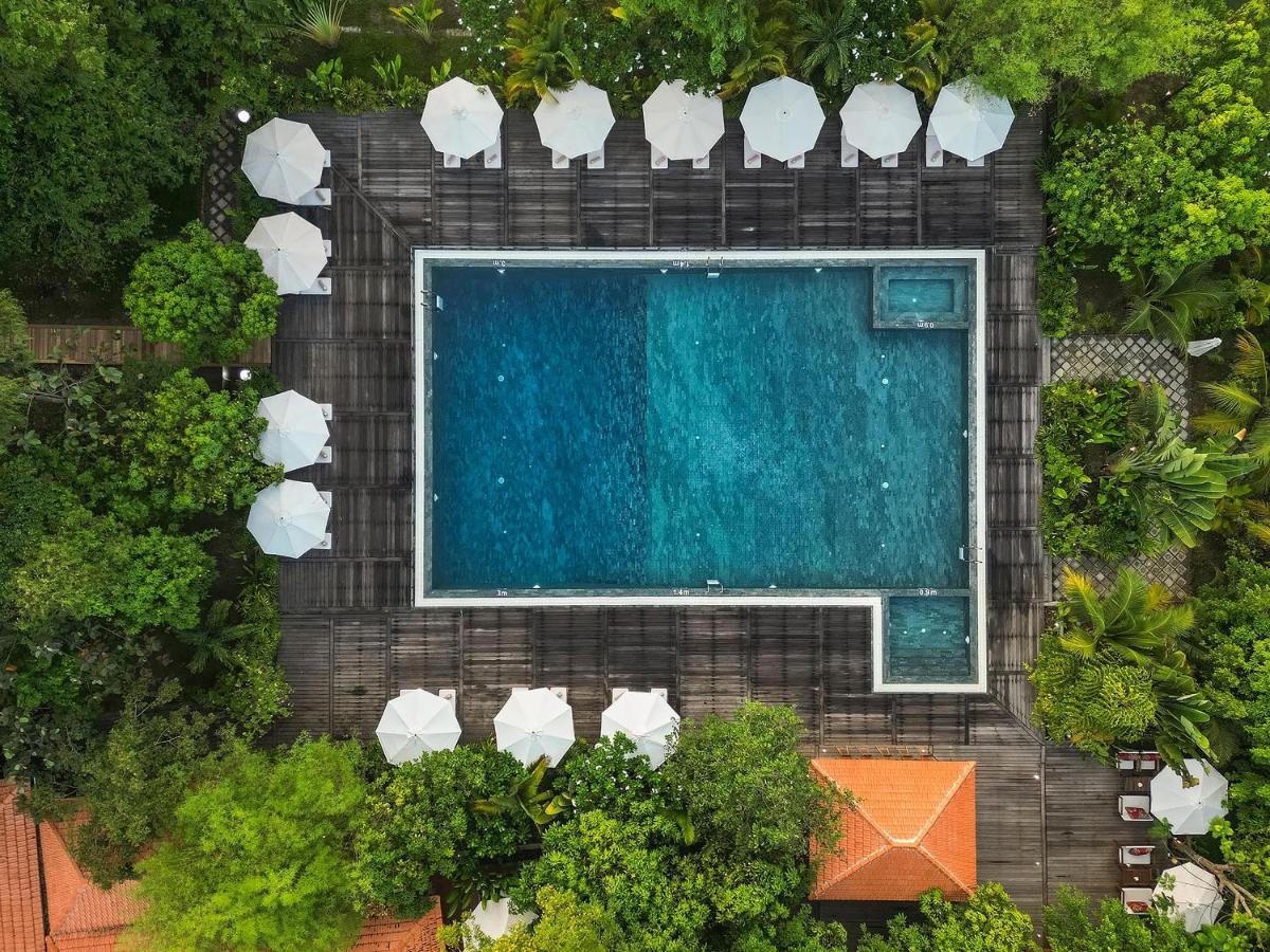 Farmhouse Resort & Spa Sameakki Mean Chey Bagian luar foto