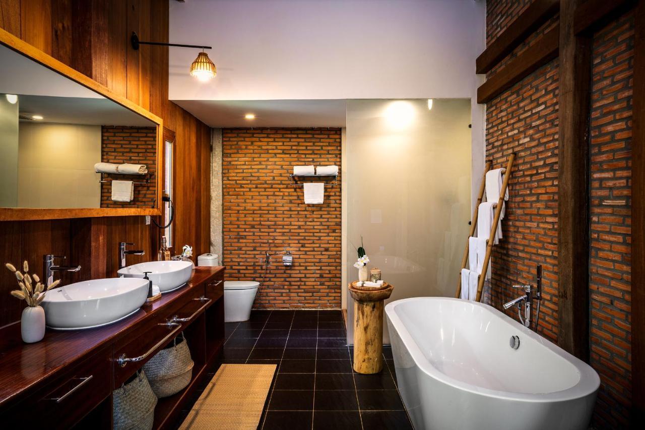 Farmhouse Resort & Spa Sameakki Mean Chey Bagian luar foto