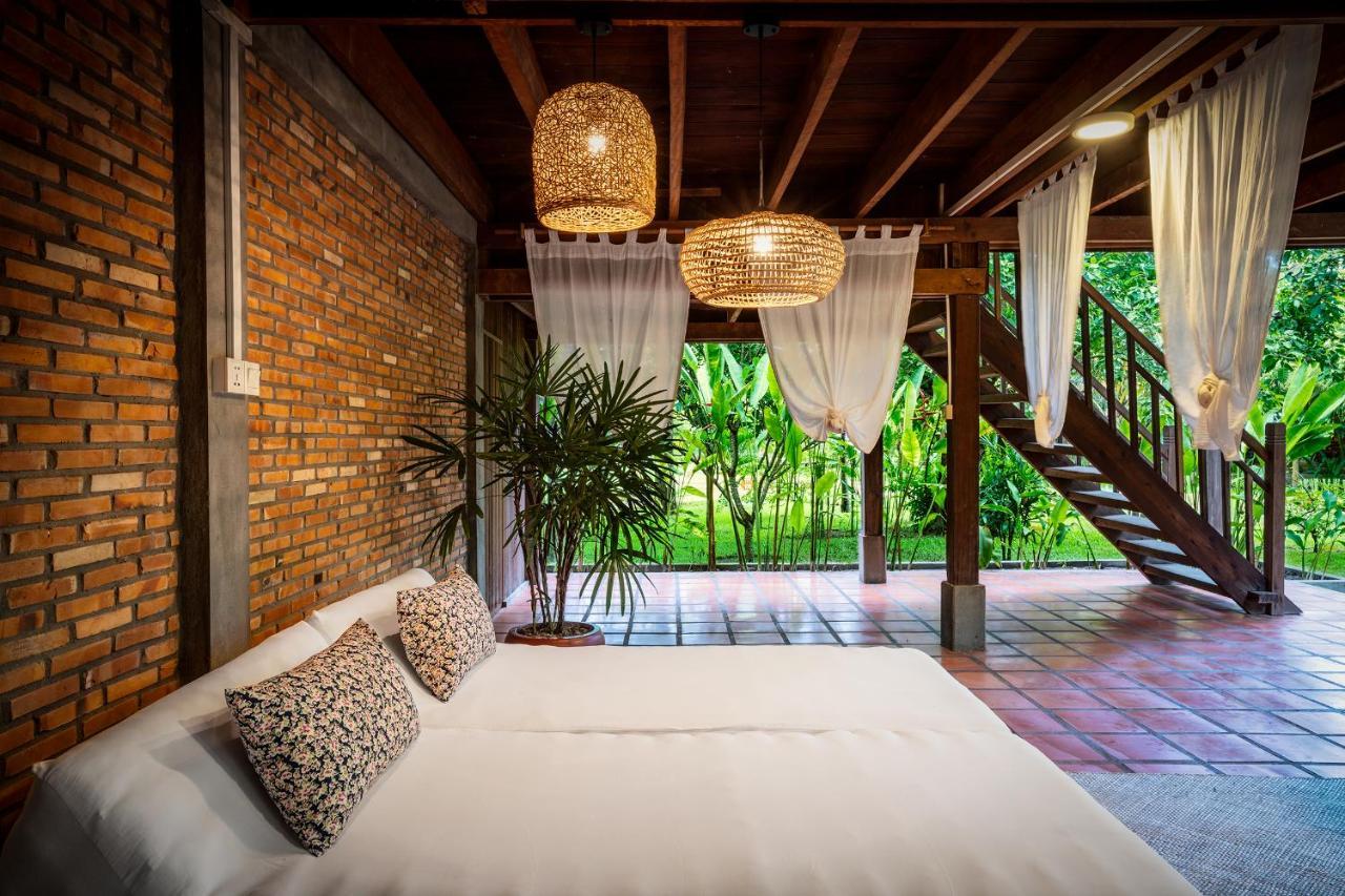Farmhouse Resort & Spa Sameakki Mean Chey Bagian luar foto