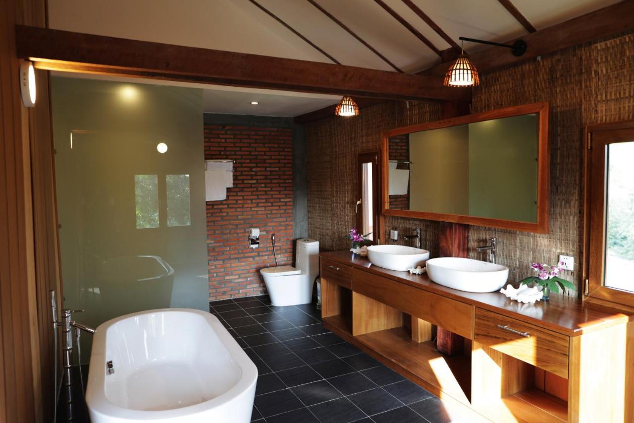 Farmhouse Resort & Spa Sameakki Mean Chey Bagian luar foto
